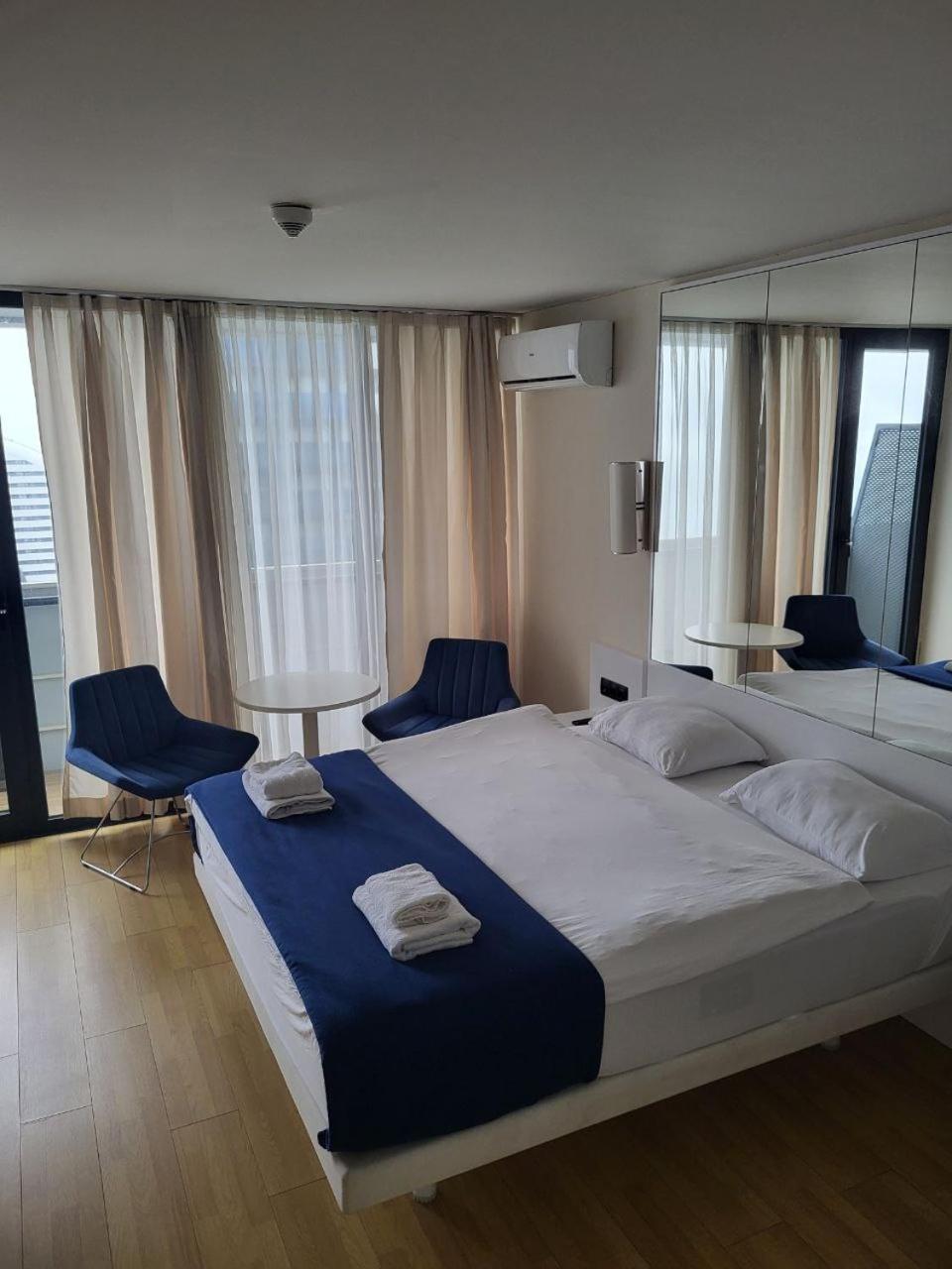 Orbi Apartments С Прекрасным Видом 바투미 외부 사진